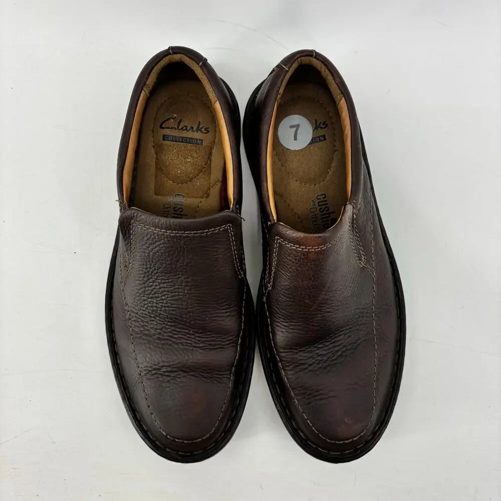 Clarks Mens Size 7 Brown Loafers Slip On Leather Ortholite Casual